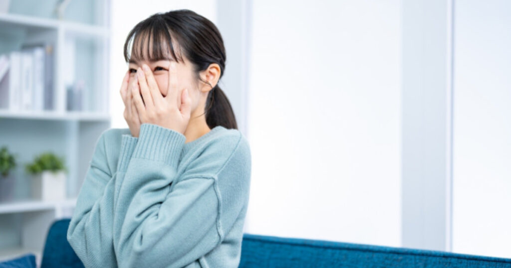 顔が赤くなる女性の心理とその理由